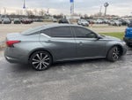 2020 Altima Thumbnail 4