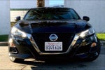 2020 Altima Thumbnail 3