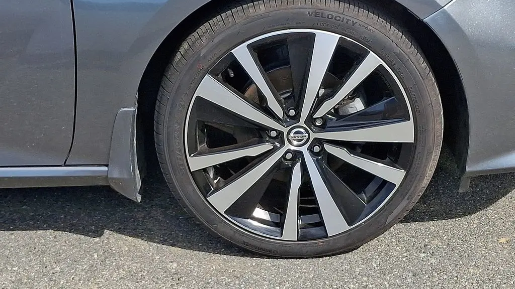 2021 Nissan Altima 2.5 SR