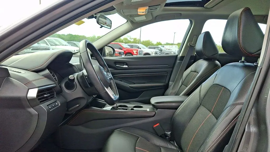 2021 Nissan Altima 2.5 SR