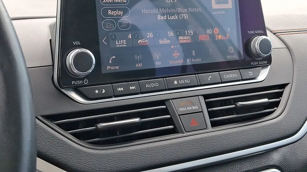 2021 Nissan Altima 2.5 SR