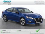 2021 Altima Thumbnail 3