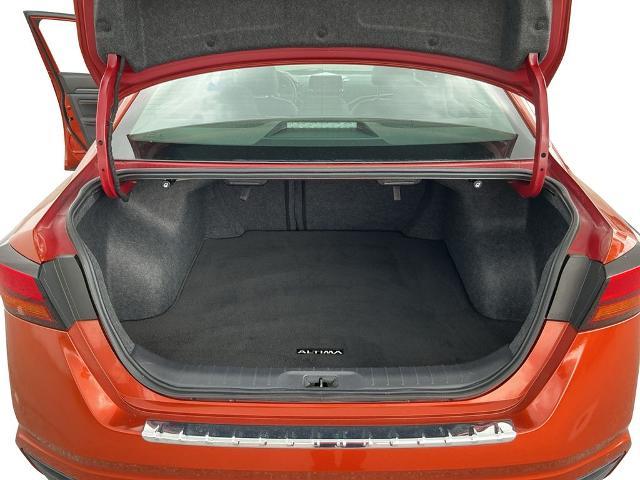 2021 Nissan Altima - $18,350