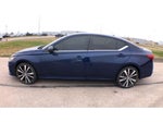2022 Altima Thumbnail 5
