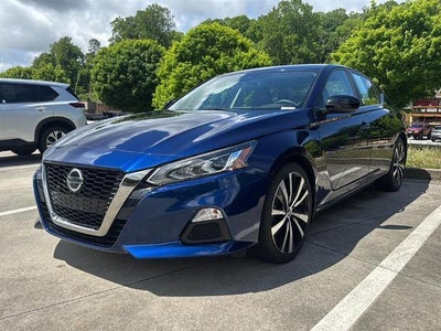 Photo of a 2022 Nissan Altima 2.5 SR 4DR Sedan for sale