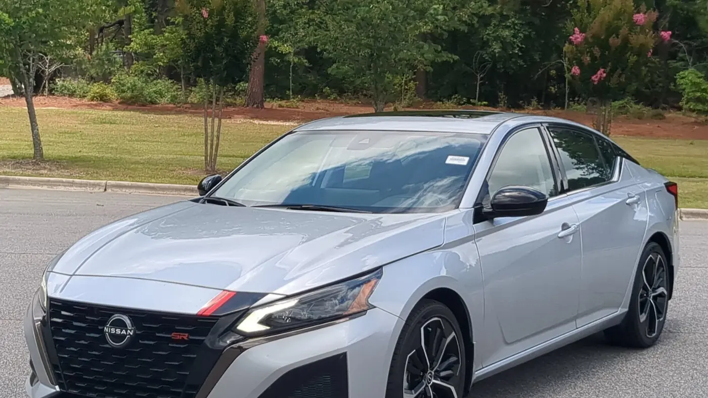 2023 Nissan Altima 2.5 SR
