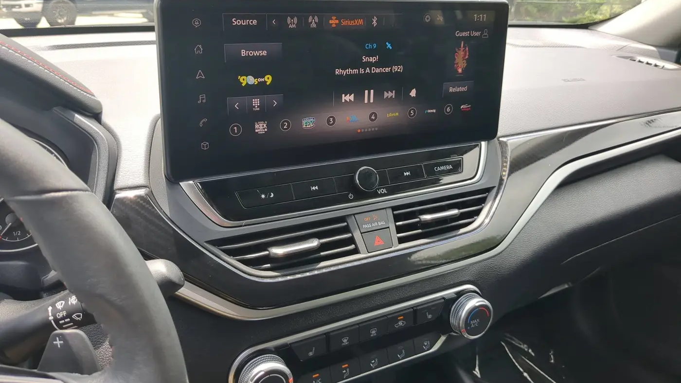 2023 Nissan Altima 2.5 SR