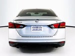 2023 Altima Thumbnail 5