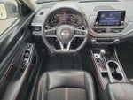 2023 Altima Thumbnail 11