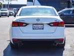 2023 Altima Thumbnail 8