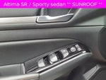 2025 Altima Thumbnail 16