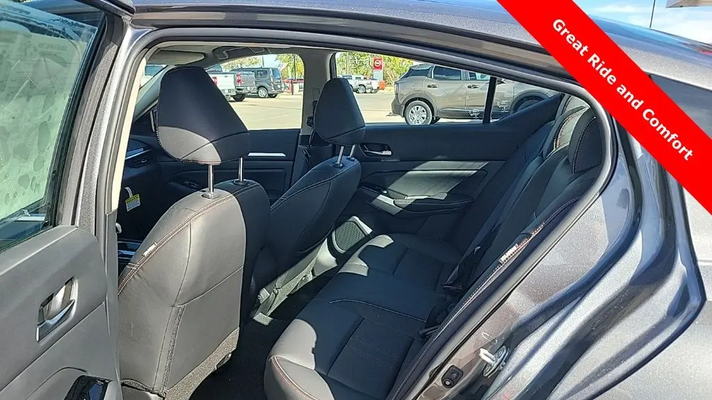 2025 Nissan Altima 2.5 SR