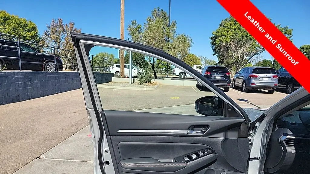 2025 Nissan Altima 2.5 SR
