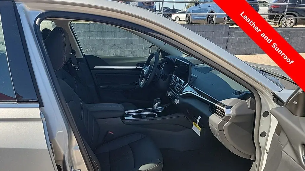 2025 Nissan Altima 2.5 SR