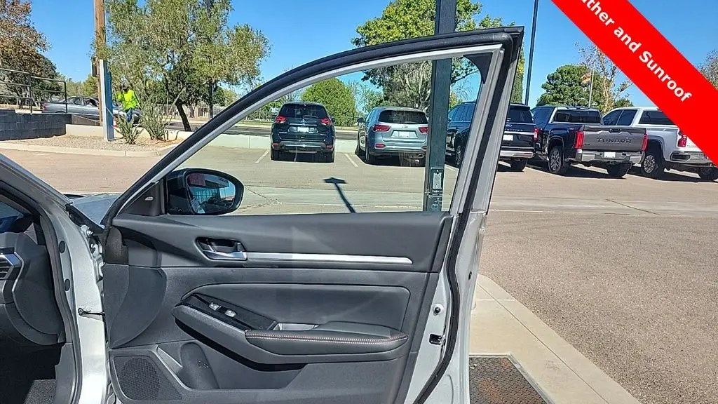 2025 Nissan Altima 2.5 SR