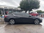 2022 Altima Thumbnail 2
