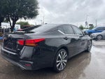 2022 Altima Thumbnail 3