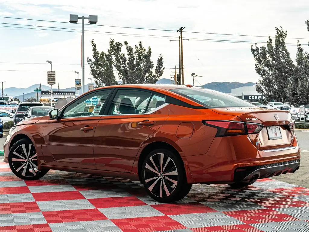 2022 Nissan Altima - $18,888