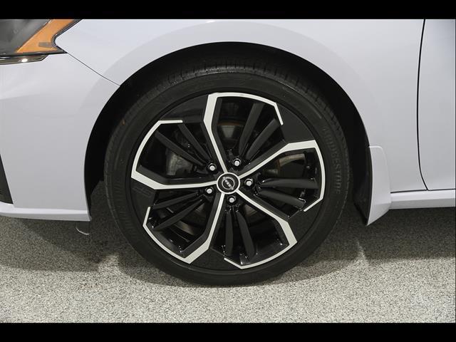 2025 Nissan Altima - $22,000