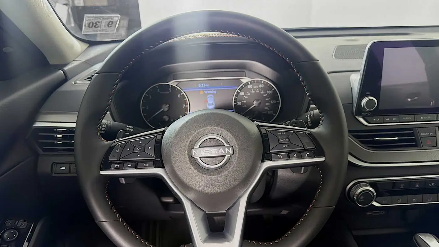 2025 Nissan Altima 2.5 SR