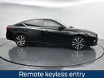 2022 Altima Thumbnail 12