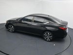 2022 Altima Thumbnail 26
