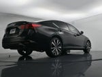 2022 Altima Thumbnail 36