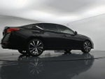 2022 Altima Thumbnail 37