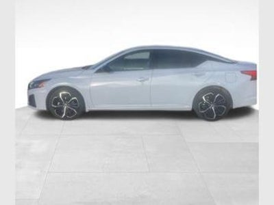 2023 Nissan Altima AWD 2.5 SR 4DR Sedan