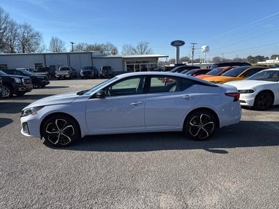 2025 Nissan Altima AWD 2.5 SR 4DR Sedan