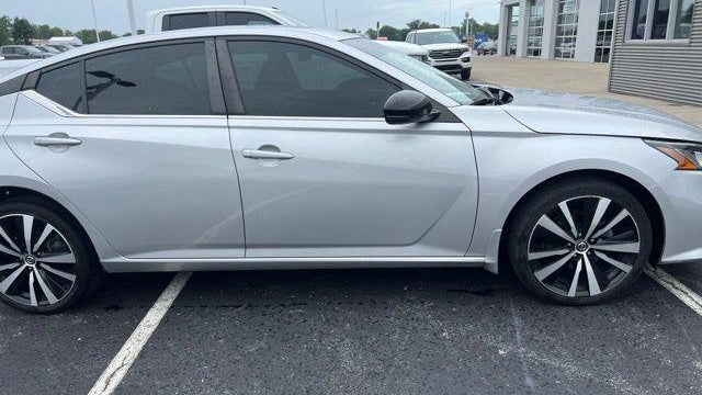 2020 Nissan Altima 2.5 SR
