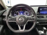 2022 Altima Thumbnail 10