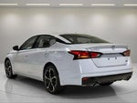 2025 Altima Thumbnail 18