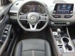 2025 Altima Thumbnail 7