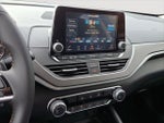 2025 Altima Thumbnail 11