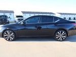 2021 Altima Thumbnail 16