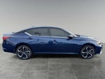 2023 Altima Thumbnail 7