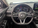 2023 Altima Thumbnail 10