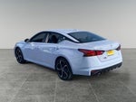 2024 Altima Thumbnail 3