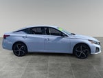 2024 Altima Thumbnail 6