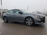 2020 Altima Thumbnail 3