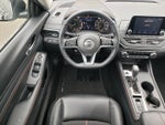 2020 Altima Thumbnail 15