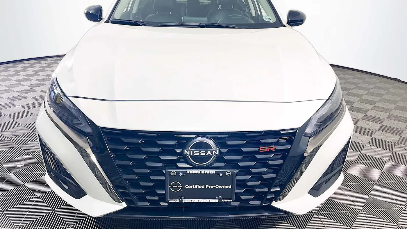 2025 Nissan Altima 2.5 SR