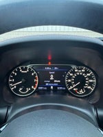 2019 Altima Thumbnail 15