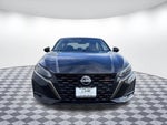 2024 Altima Thumbnail 2