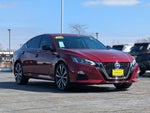 2022 Altima Thumbnail 4
