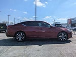 2022 Altima Thumbnail 5