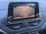 2022 Altima Thumbnail 18