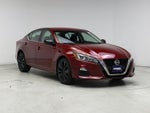 2022 Altima Thumbnail 1