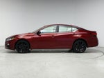 2022 Altima Thumbnail 3